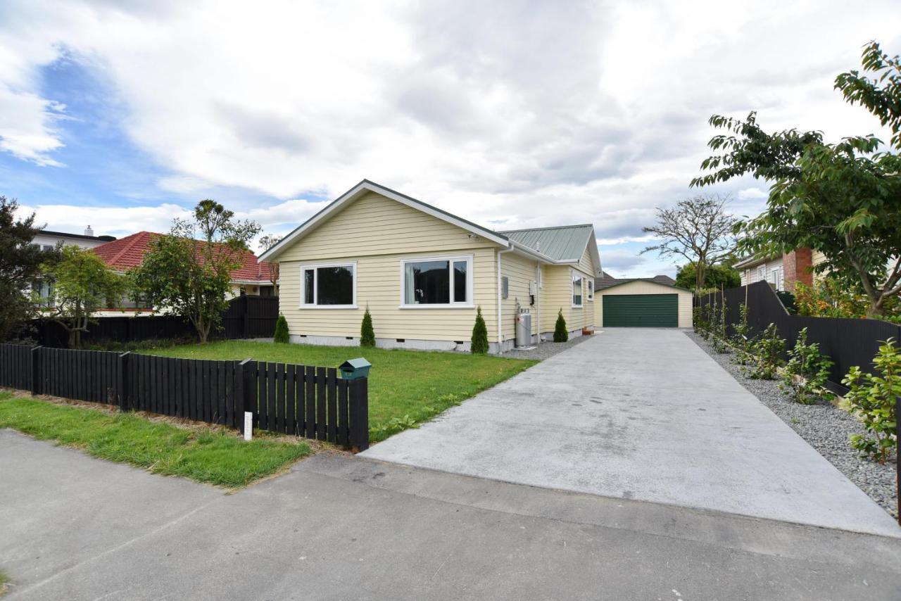 Weston Villa - Spacious & Family Friendly - Bookahome Κράισττσερτς Εξωτερικό φωτογραφία